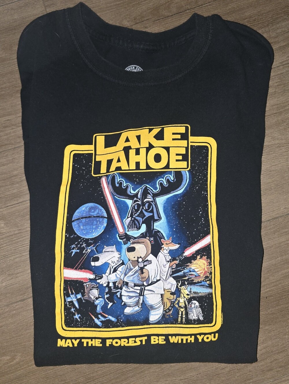 The duck co. Mens XL lake tahoe "may the forest be with you" star wars tshirt